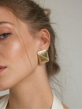 Gold Textured Square Stud Earrings - Women Jewelry